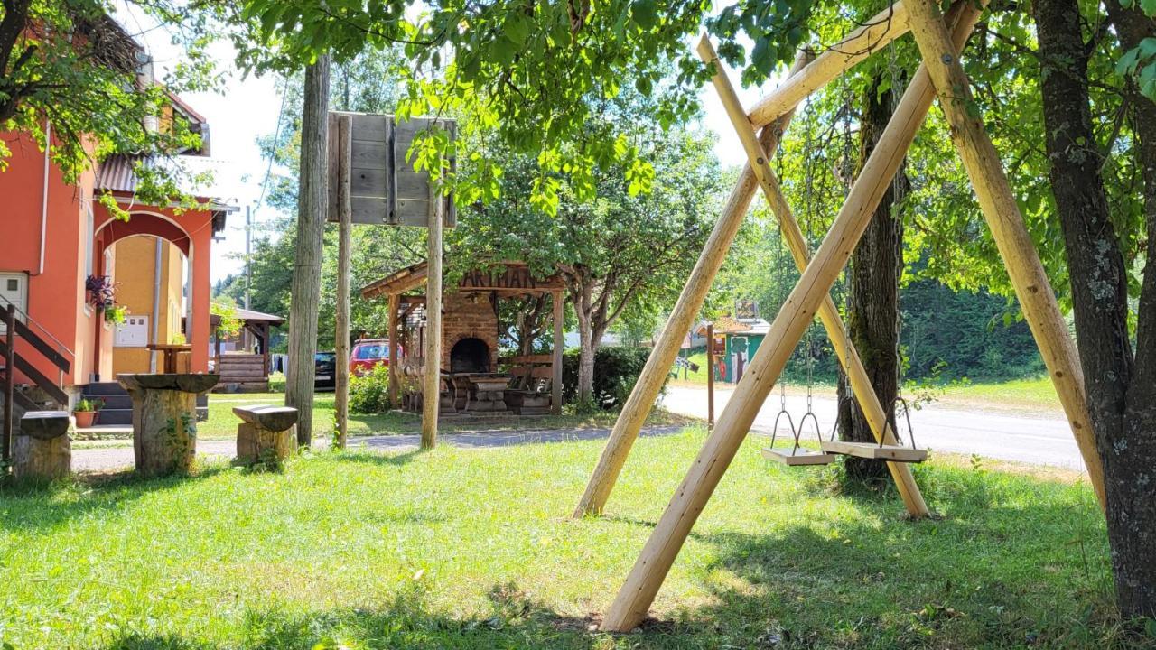 Apartments Matovina Saborsko Εξωτερικό φωτογραφία