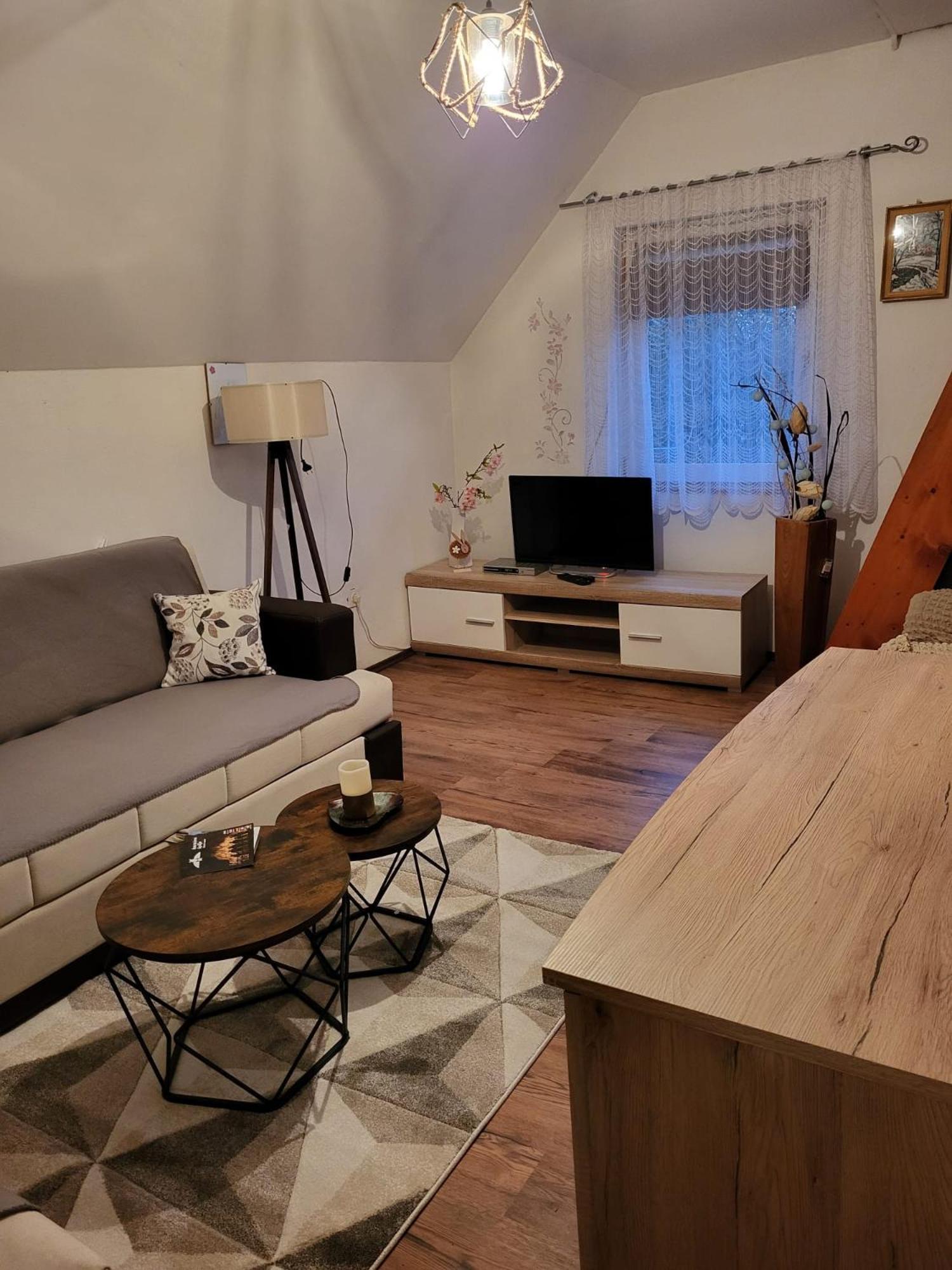 Apartments Matovina Saborsko Εξωτερικό φωτογραφία